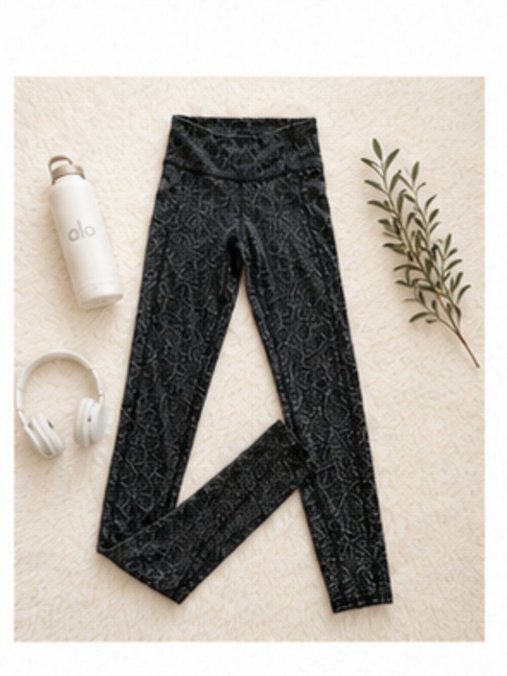 Athleta Black White Space Dye Leggings XS Scandinavian Athleisure | Quiet Luxury